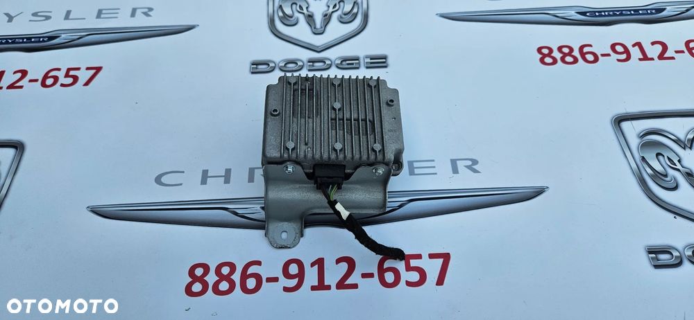 Chrysler Pacifica 2016- Falownik przetwornica napięcia Moduł napięcia 56029814AA - 1