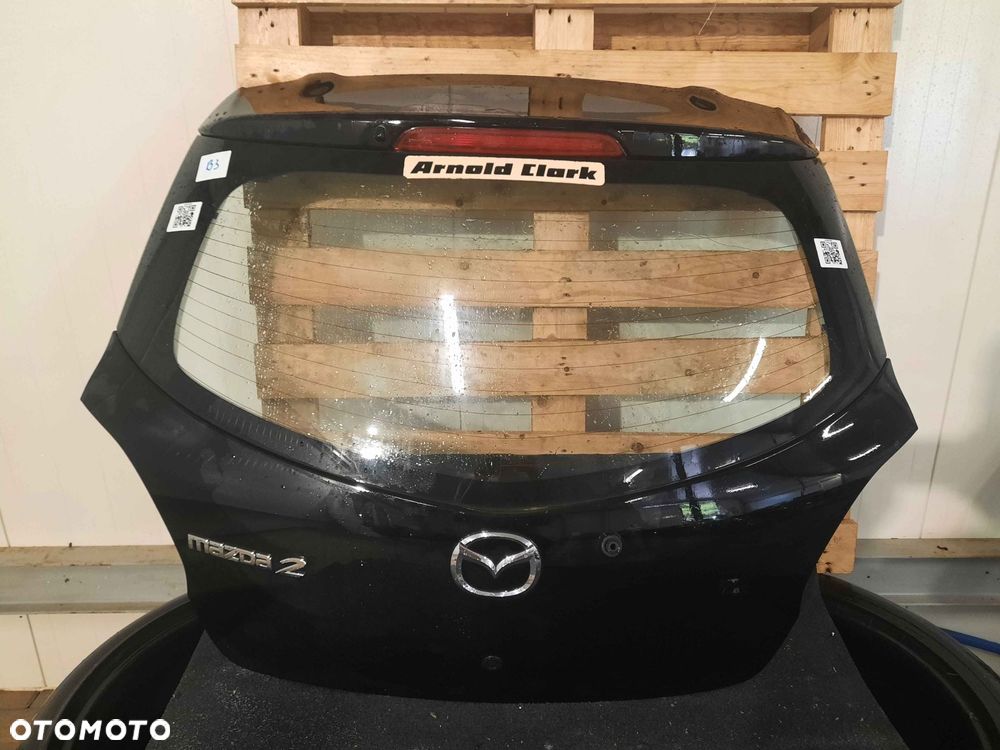 $ KLAPA TYŁ TYLNA BAGAŻNIKA MAZDA 2 II DE CZARNY - 1
