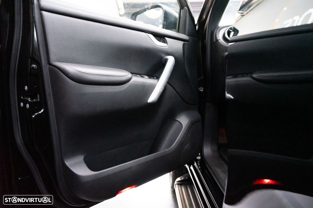 Mercedes-Benz X 250 d Power 4-Matic Aut. - 25