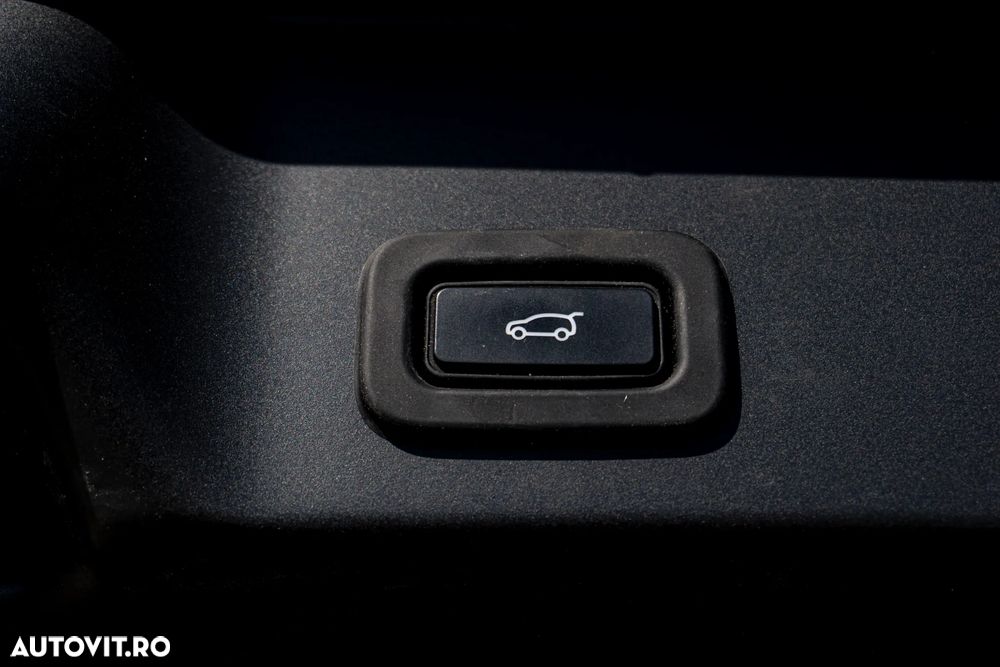 Land Rover Range Rover Evoque - 12