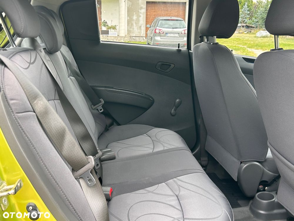 Chevrolet Spark 1.0 - 22