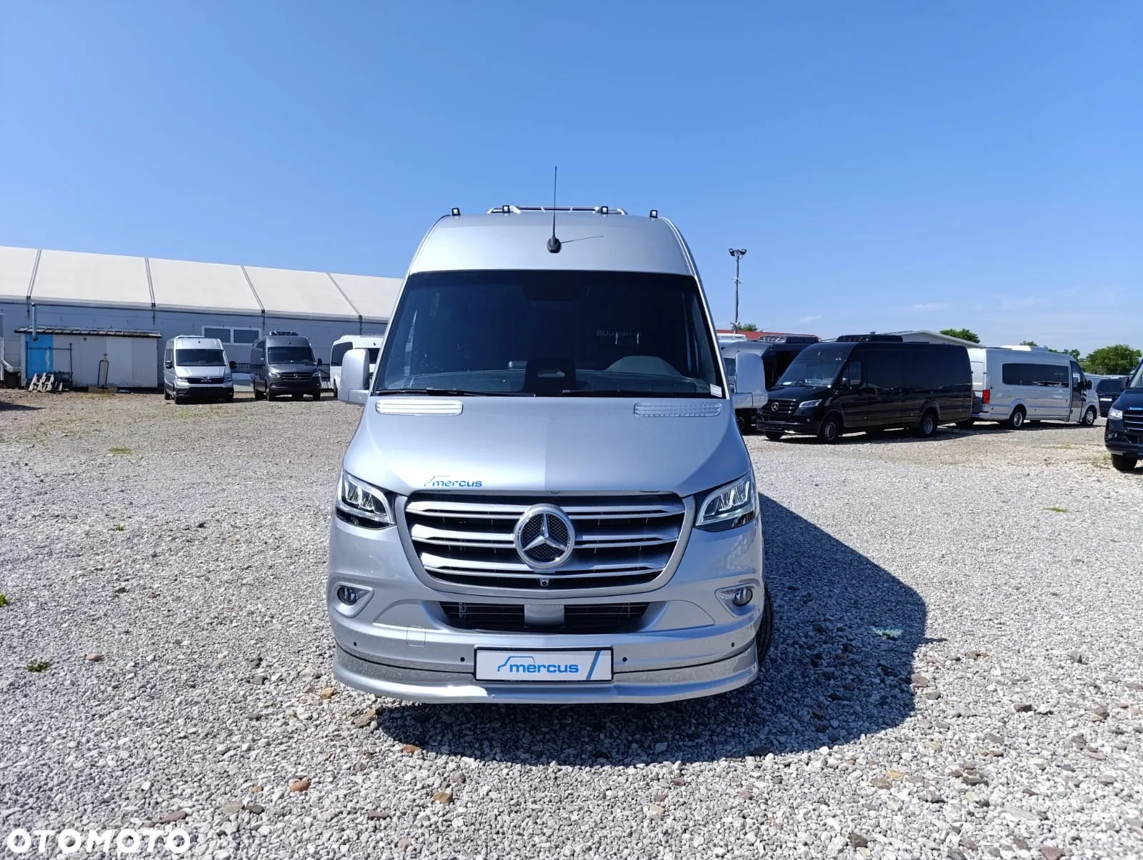 Mercedes-Benz Sprinter 519 - 12