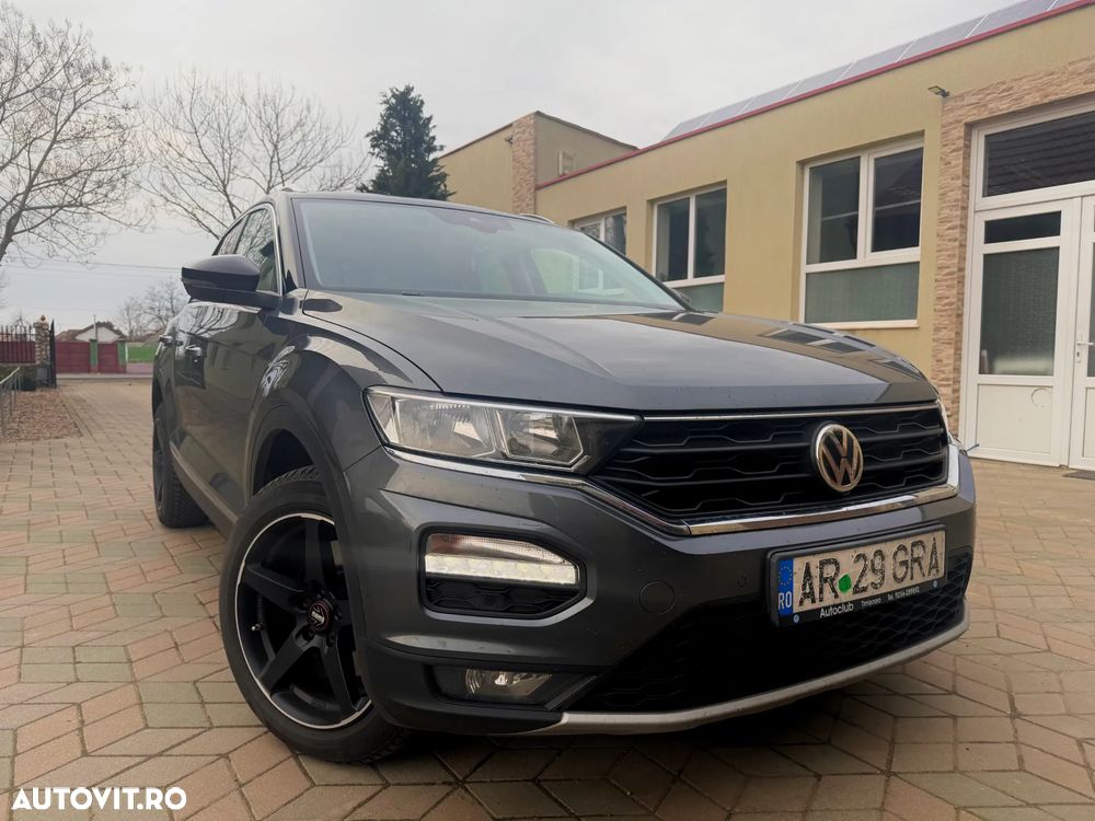 Volkswagen T-Roc - 1