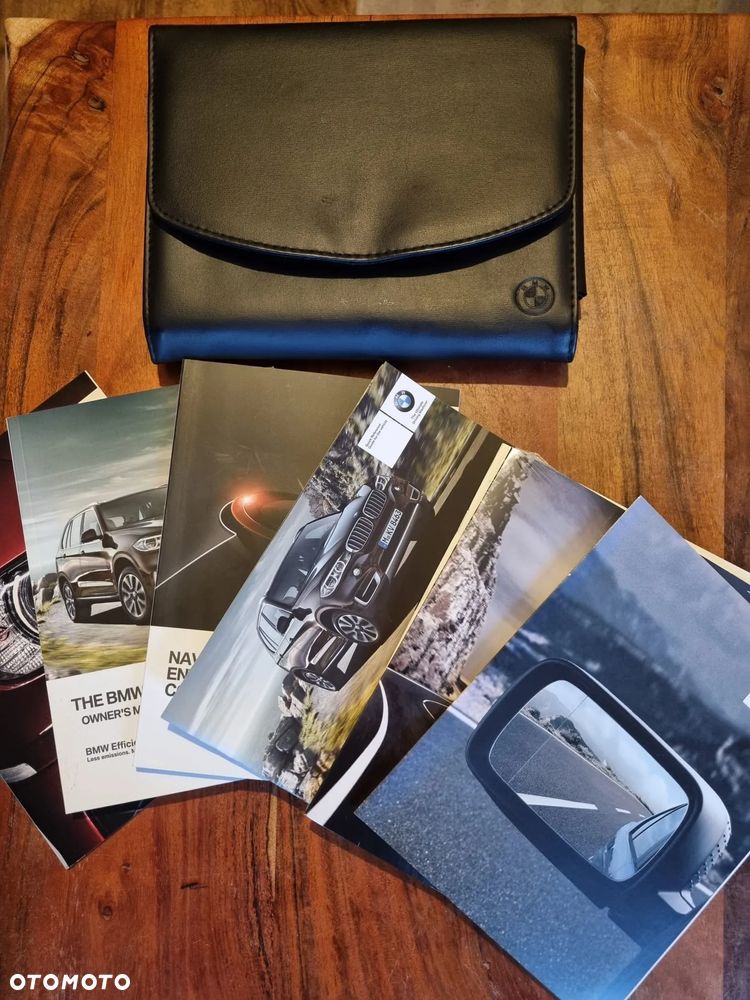 BMW X5 xDrive35i - 16