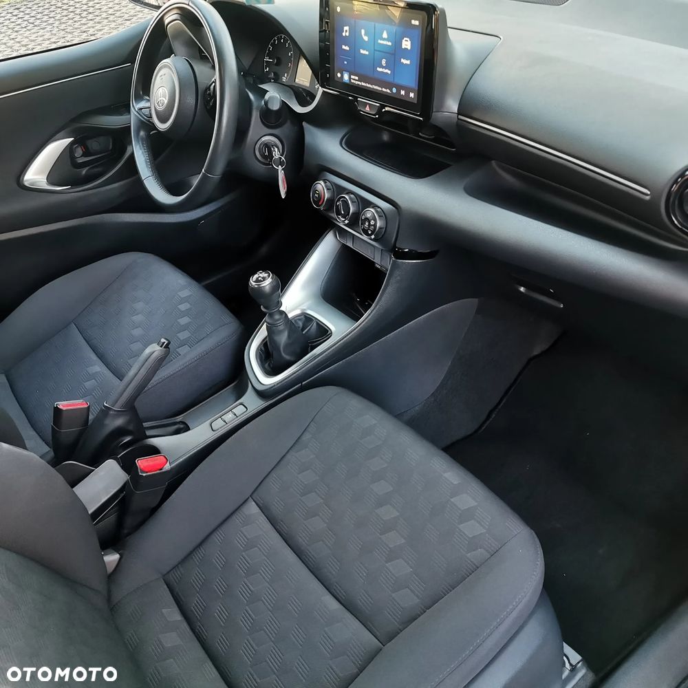 Toyota Yaris 1.5 Comfort - 13