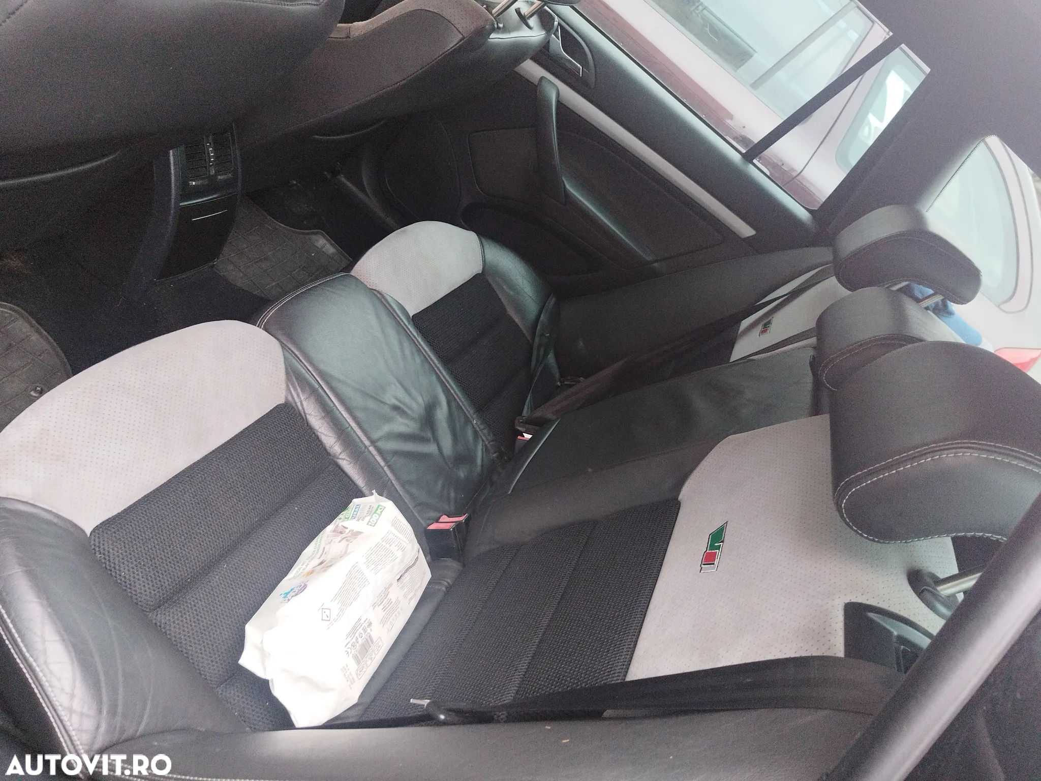 Skoda Octavia Combi 2.0 RS TDI - 9