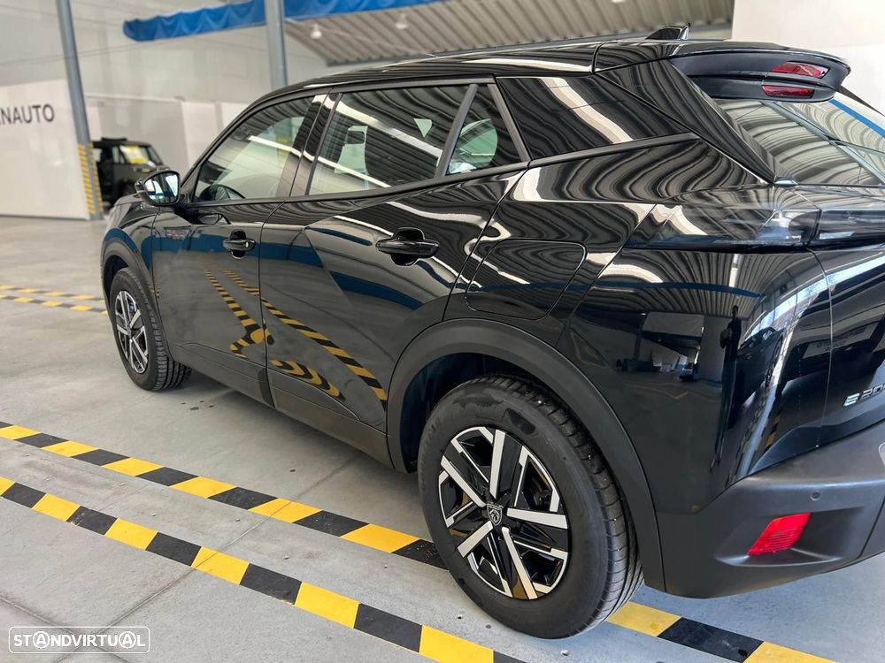 Peugeot e-2008 54 kWh Active - 4