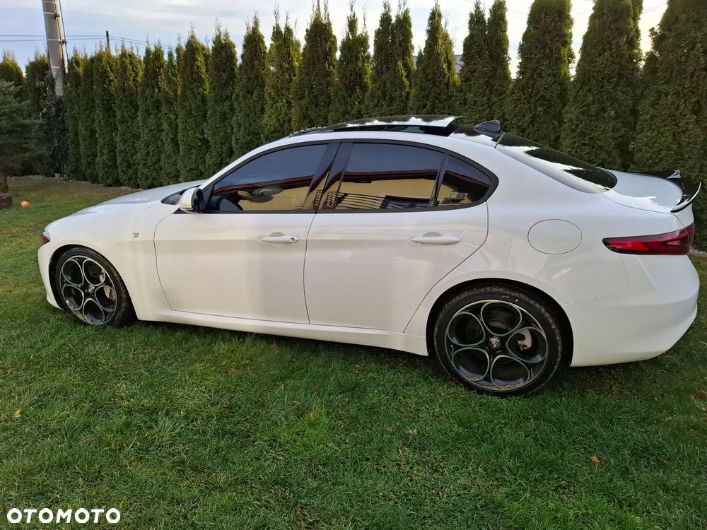 Alfa Romeo Giulia 2.0 Turbo 16V AT8 Veloce - 8