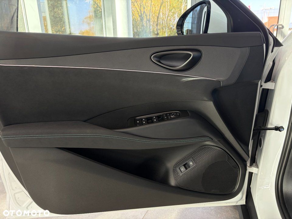 BYD Seal 6 - 9