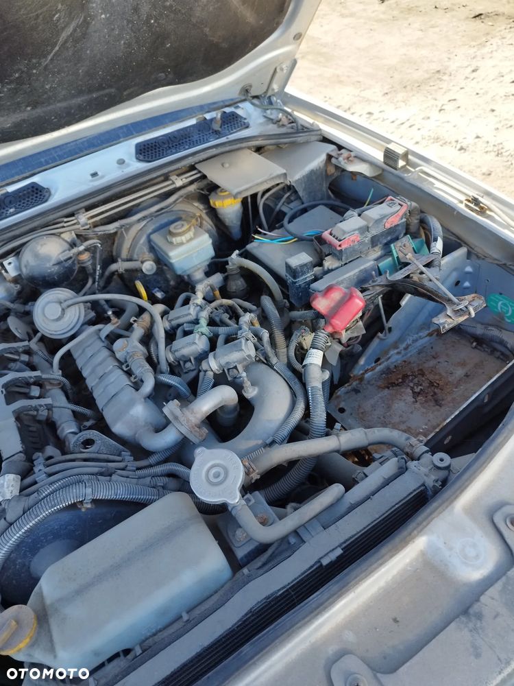 Zderzak maska drzwi silnik części Tata Xenon 2010r 2.2 DiCOR - 15