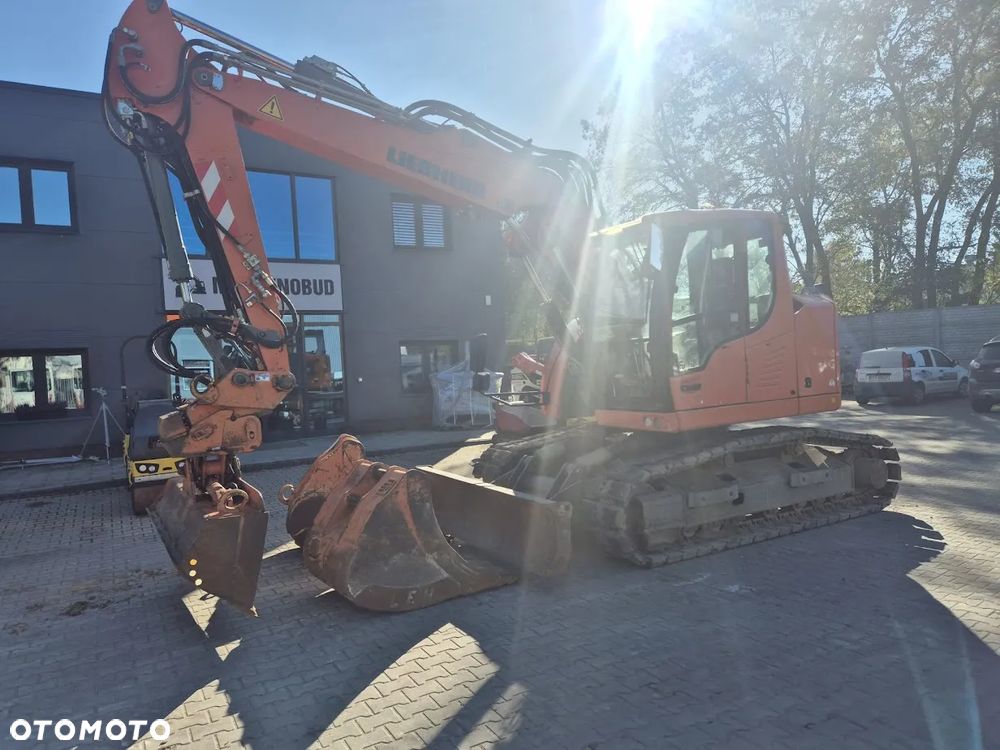 Liebherr Koparka Gąsienicowa Liebherr R914 Compact + 3 łyżki - 2