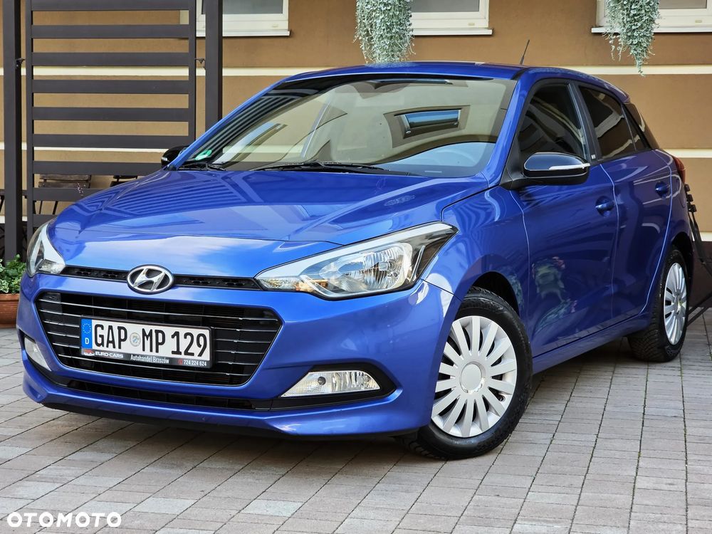 Hyundai i20 1.2 Passion - 11