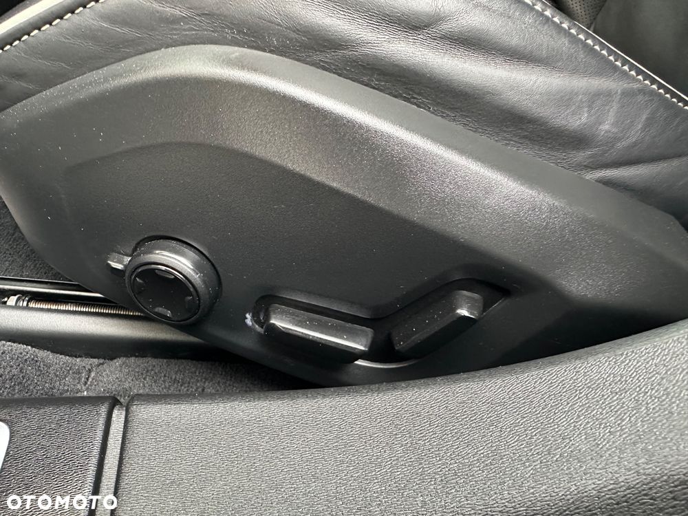 Volvo V90 B4 D AWD Geartronic RDesign - 35