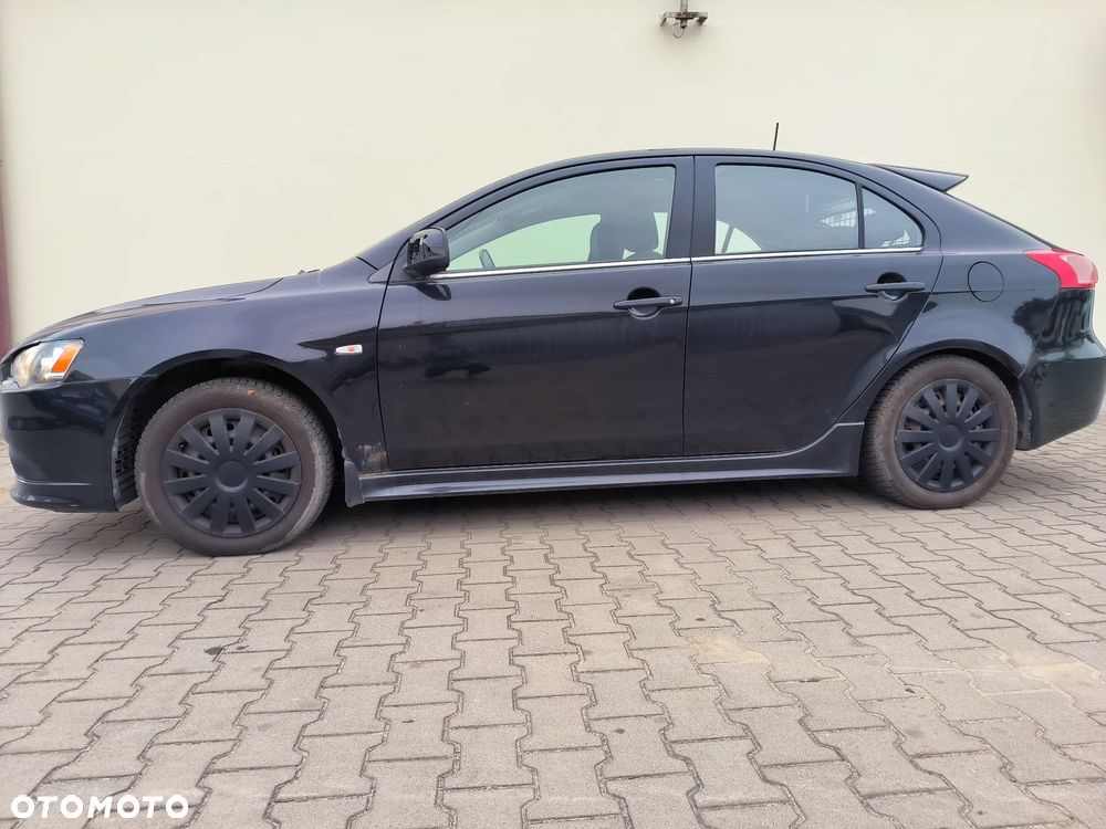 Mitsubishi Lancer 1.8 Invite - 2