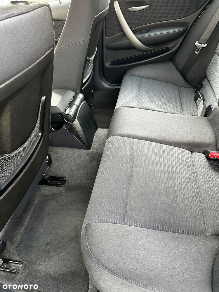 BMW Seria 1 118d - 9
