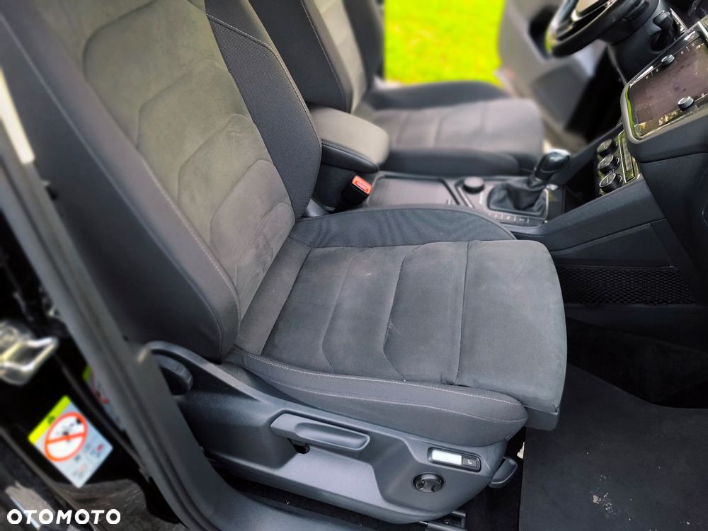 Volkswagen Tiguan 2.0 TDI SCR 4MOTION (BlueMotion Techn.) DSG Highline - 29