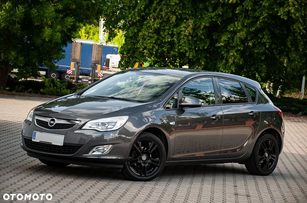 Opel Astra 1.4 Turbo Innovation - 25