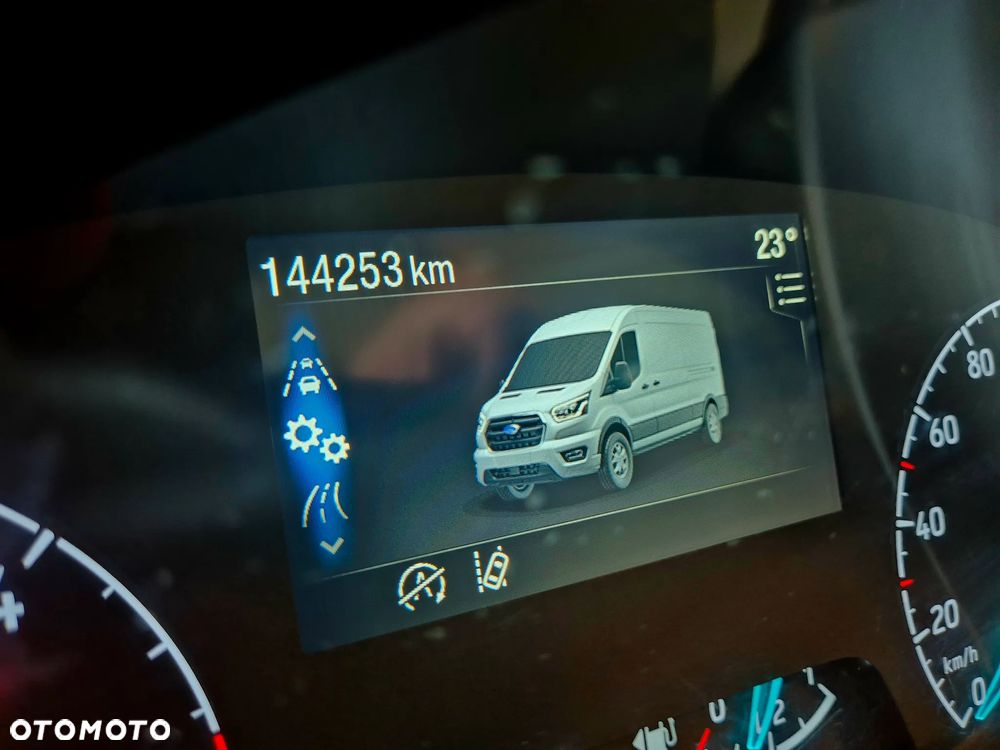 Ford Transit - 21