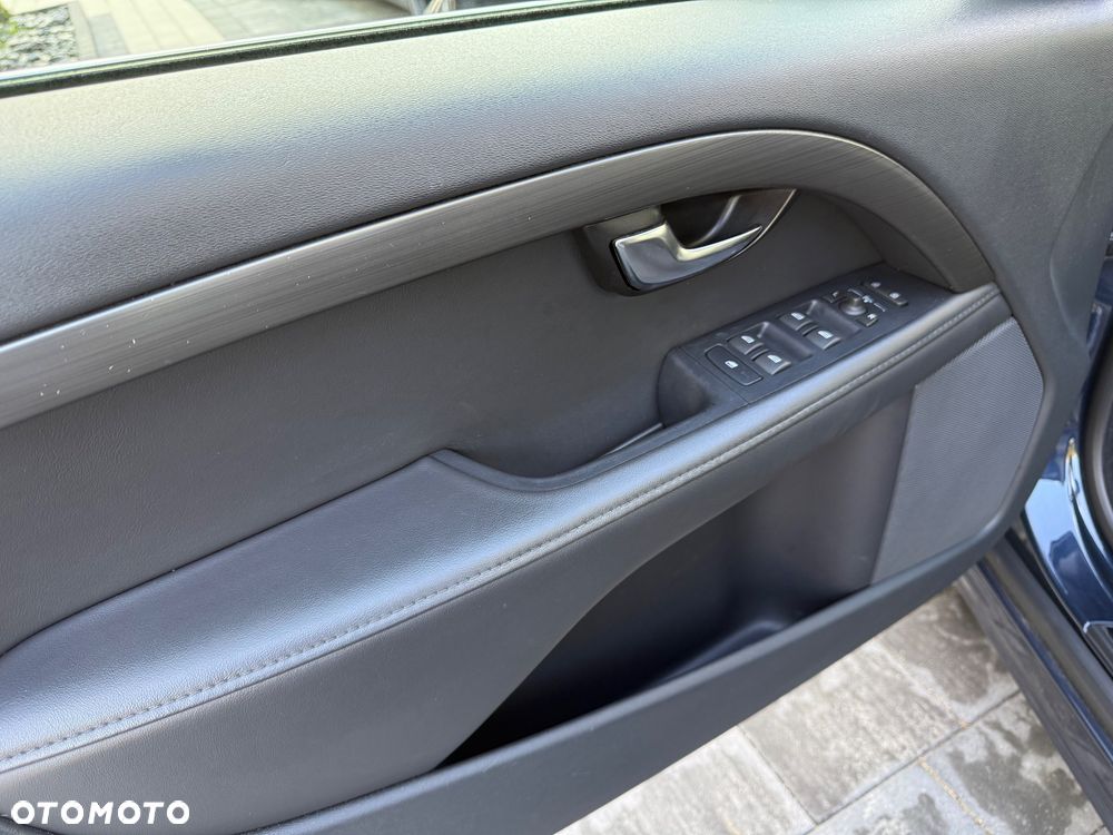 Volvo V70 D4 Geartronic Summum - 29