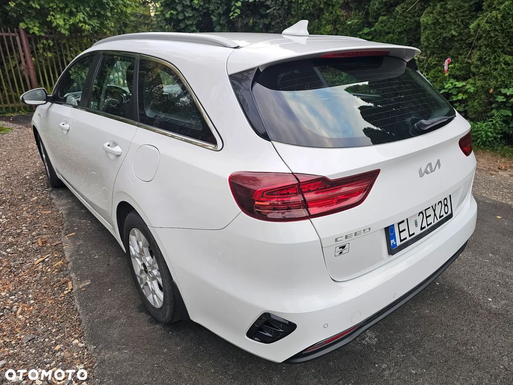 Kia Ceed 1.5 T-GDI M - 6