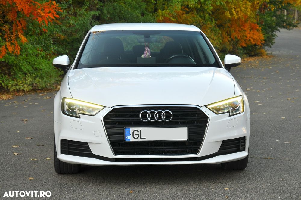 Audi A3 2.0 TDI S tronic Sport - 24