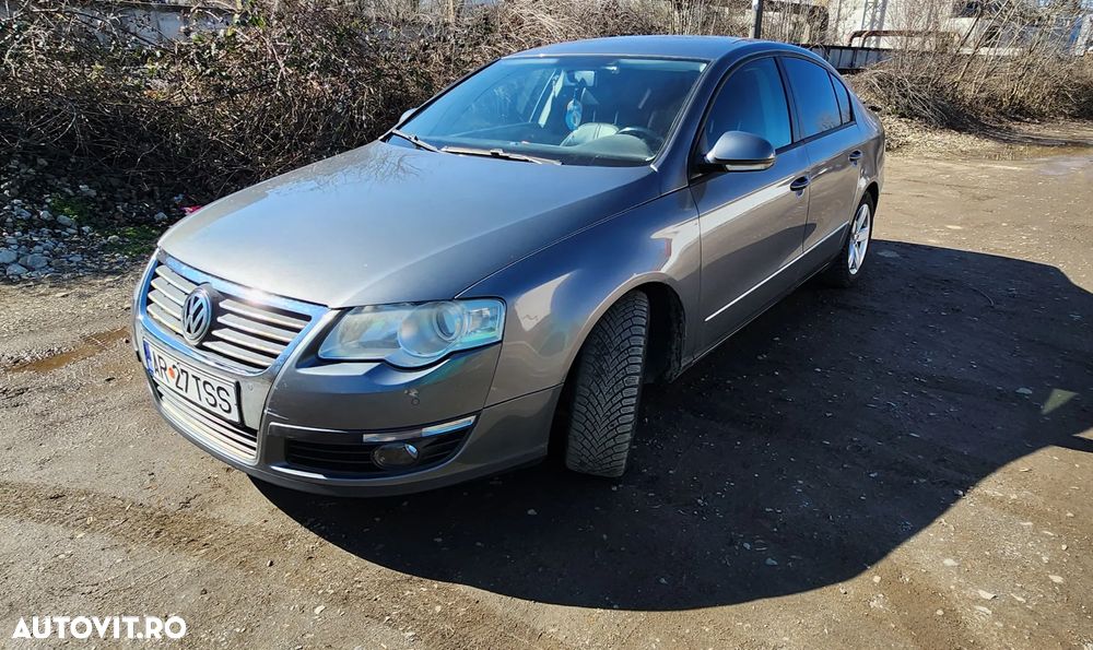 Volkswagen Passat 2.0 TDI DPF DSG Individual - 1