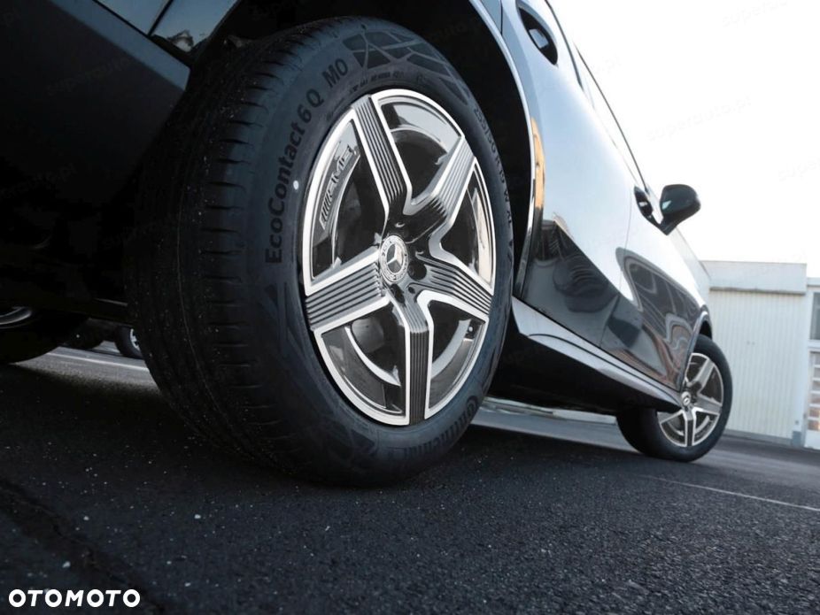 Mercedes-Benz GLC - 18