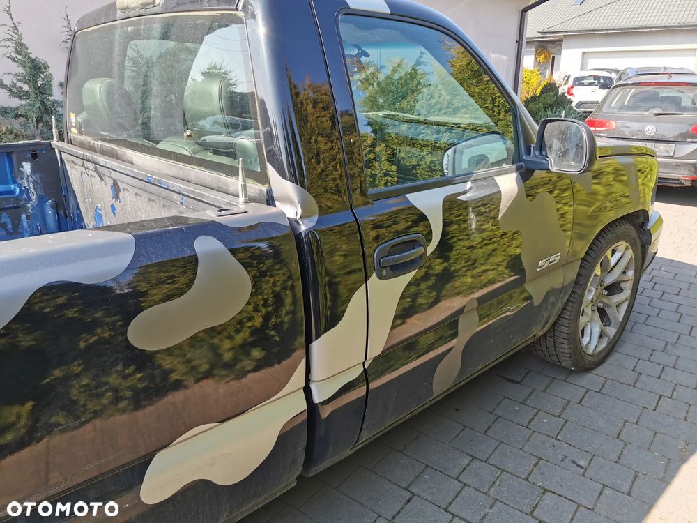 Chevrolet Silverado - 19