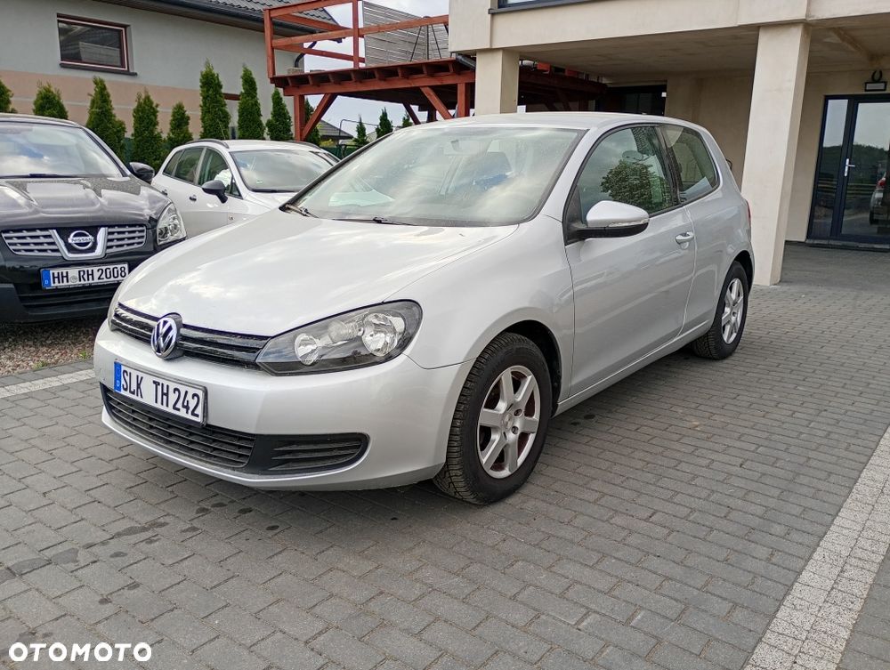 Volkswagen Golf - 1