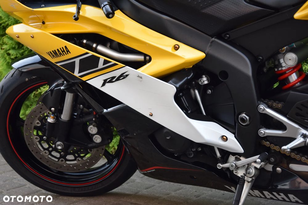 Yamaha R6 - 10