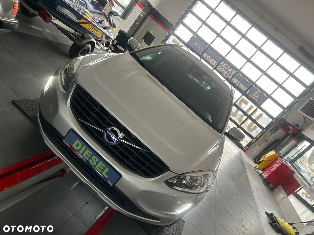 Volvo XC 60 D3 Geartronic Momentum - 3