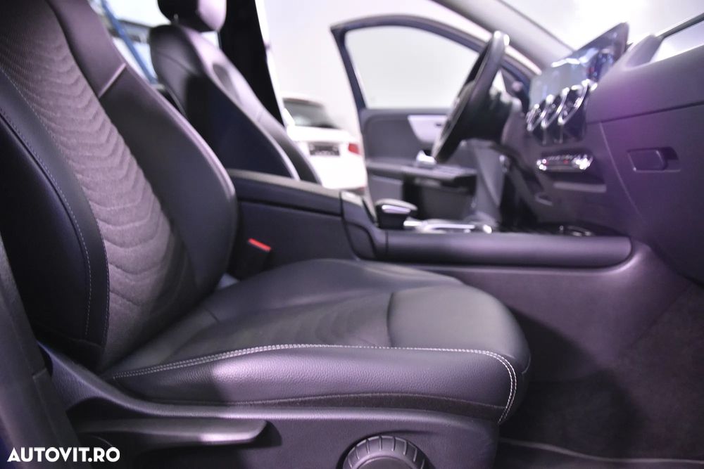 Mercedes-Benz GLA 250 e - 11