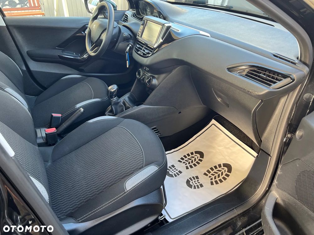 Peugeot 208 1.2 VTi Style - 9