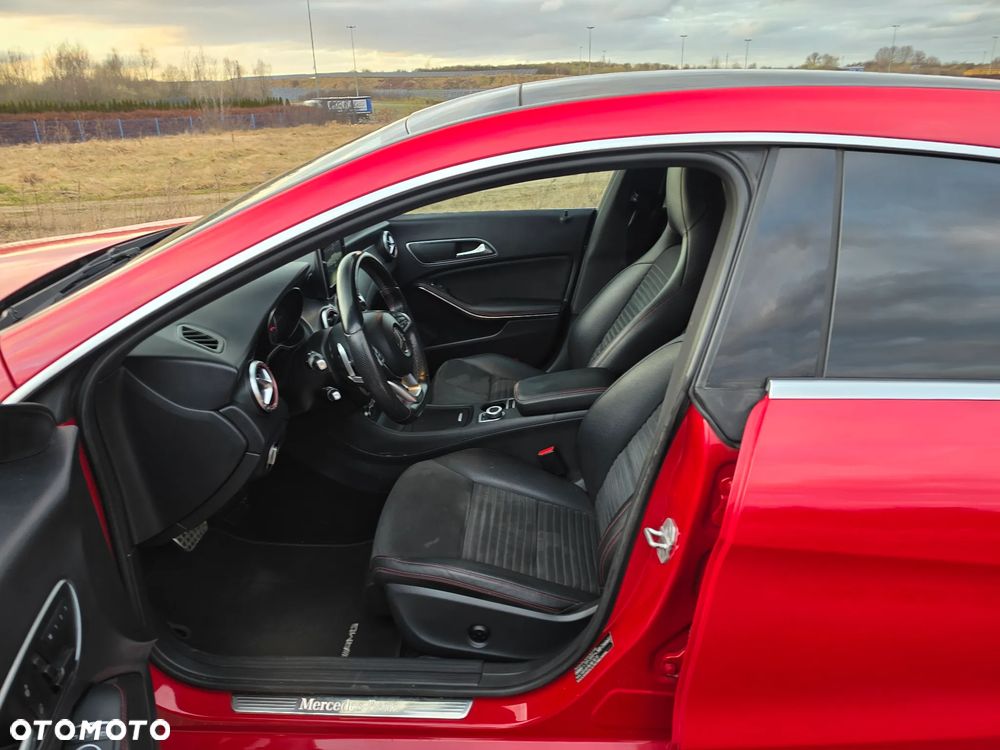 Mercedes-Benz CLA 200 (CDI) d 7G-DCT AMG Line - 23