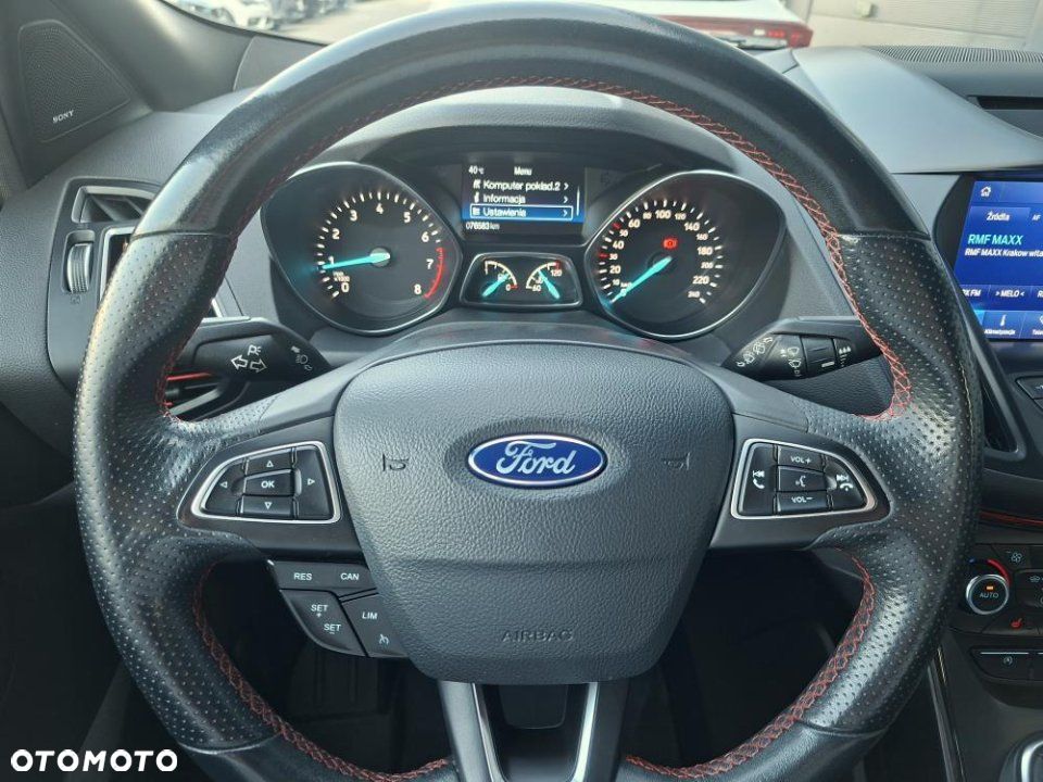 Ford Kuga - 18