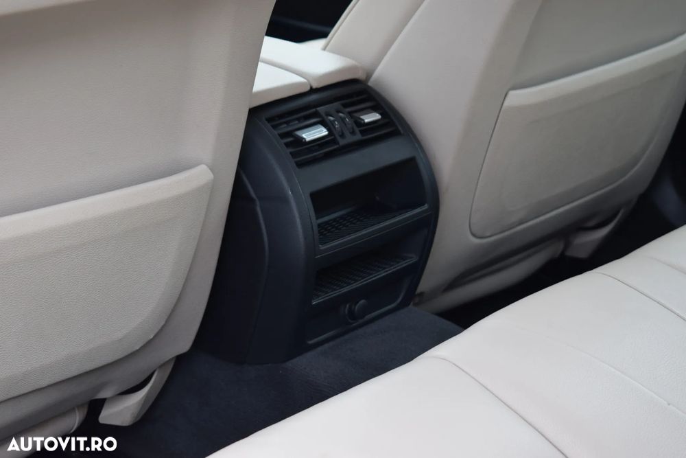 BMW Seria 5 520d - 36