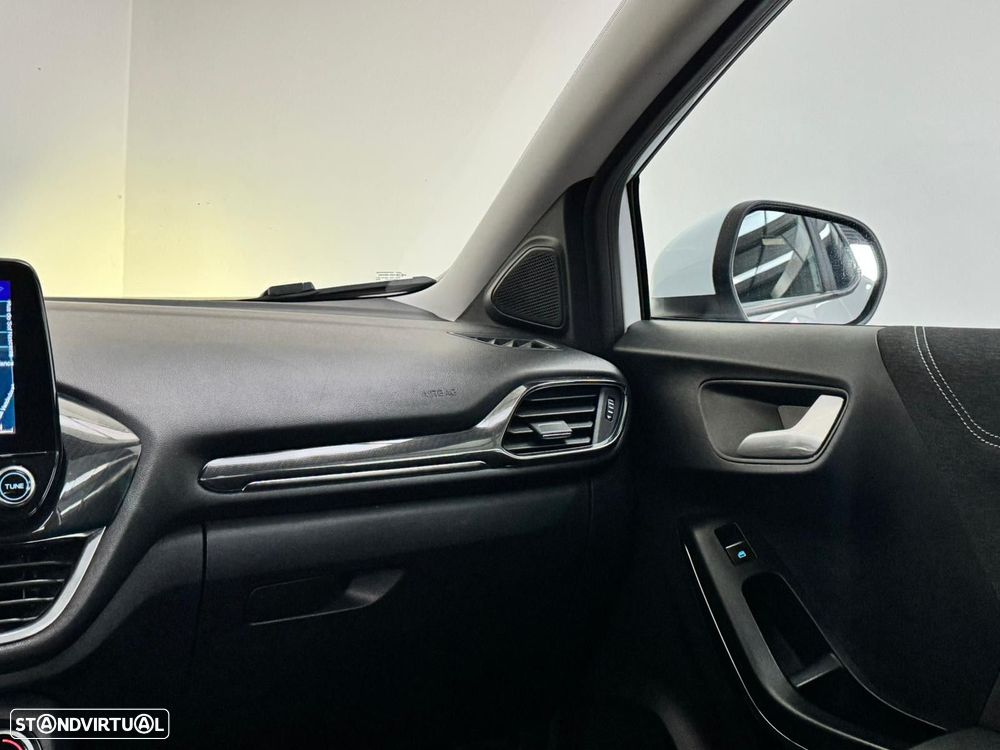 Ford Puma 1.5 TDCi EcoBlue Titanium - 23