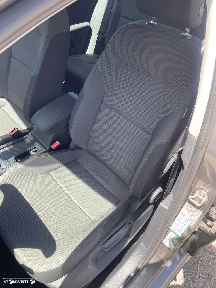 VW Golf 1.6 TDi GPS Edition - 42