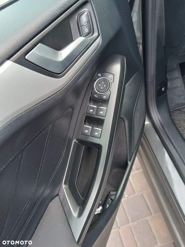 Ford Focus - 18