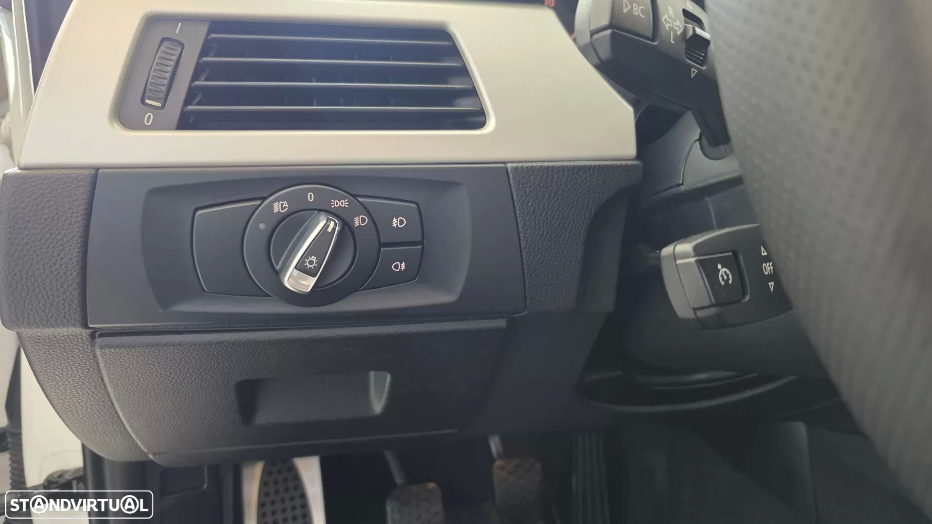 BMW 320 d Touring Pack M - 35