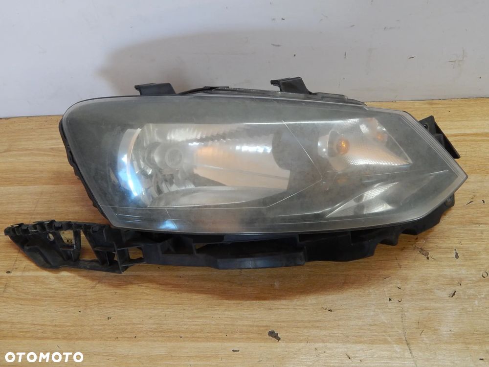 Lampa reflektor przód ślizg mocowanie VW Polo V 6R 09-17 Łuków części - 2
