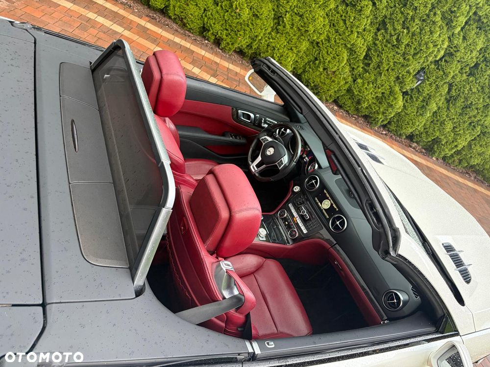 Mercedes-Benz SL - 11