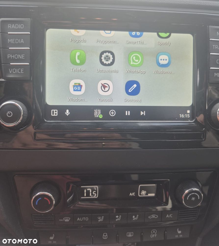 Skoda RAPID 1.0 TSI Ambition - 17