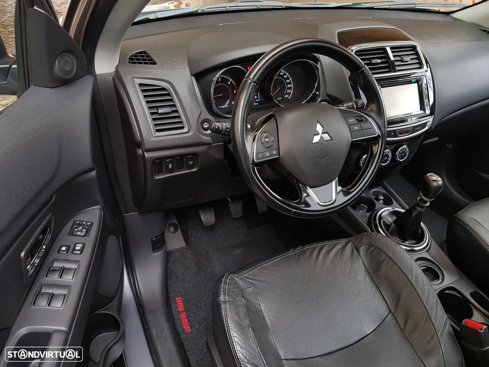 Mitsubishi ASX 1.6 DI-D Tokyo Edition - 42