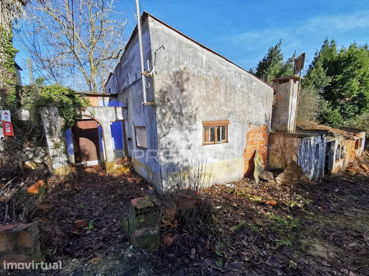 Moradia para renovação com terreno - Grande imagem: 2/8