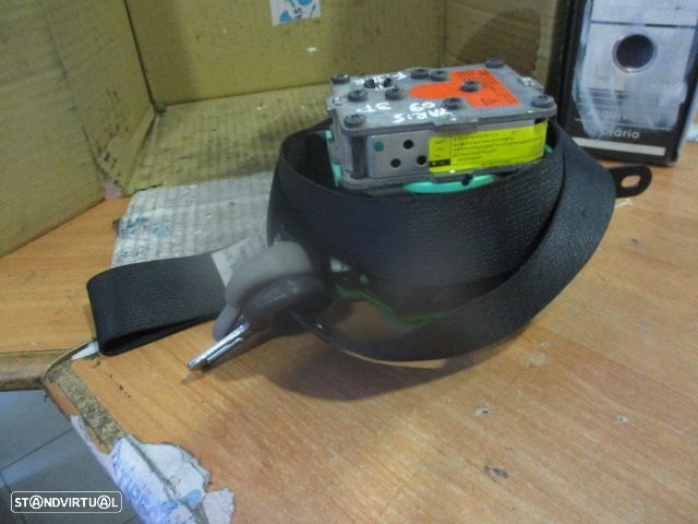Pre-Tensor 3063559 TOYOTA YARIS 2009 3P FD - 1
