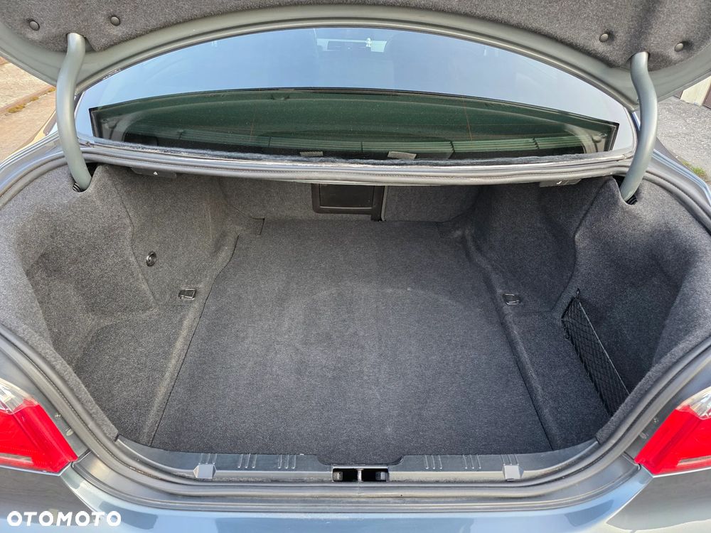 BMW Seria 5 525xi Edition Exclusive - 25