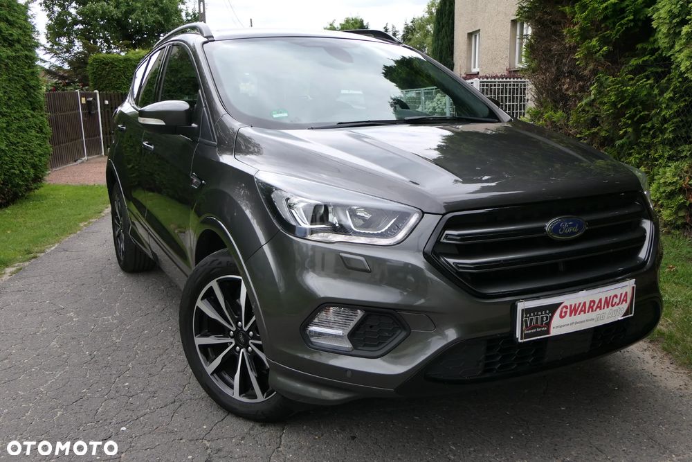 Ford Kuga 1.5 EcoBoost 2x4 ST-Line - 1
