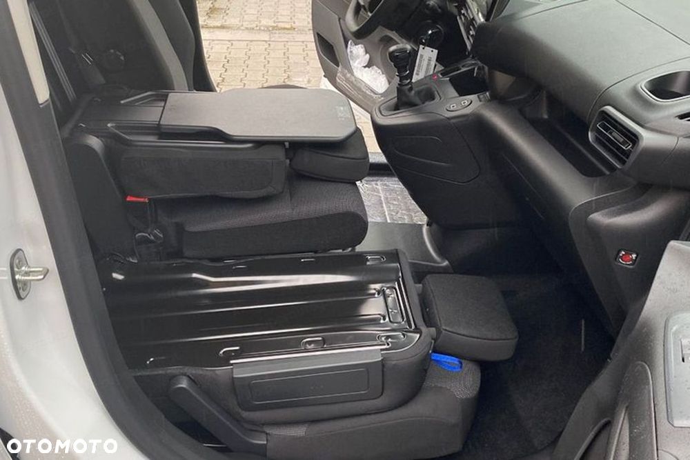 Opel Combo Van XL L2H1 1.5 102KM - 12