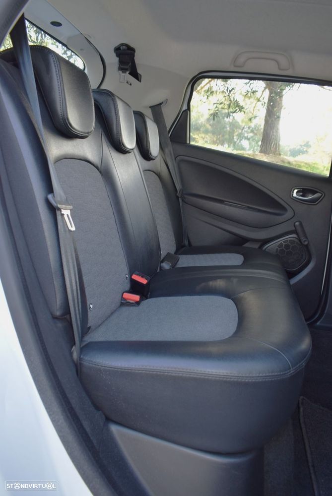 Renault Zoe (c/ Bateria) Limited 50 - 42
